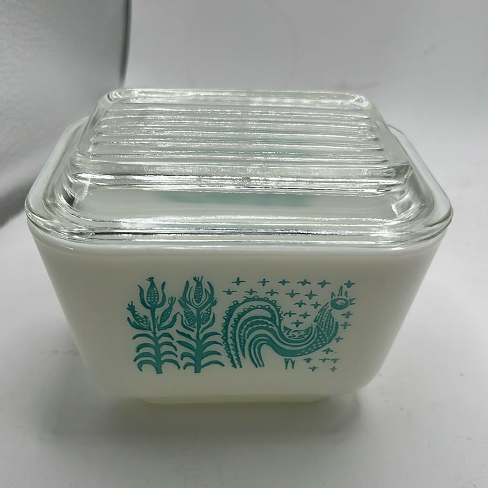 Pyrex Butterprint 501 Turquoise on White Refrigerator Dish 1 1/2 Cup Made in USA